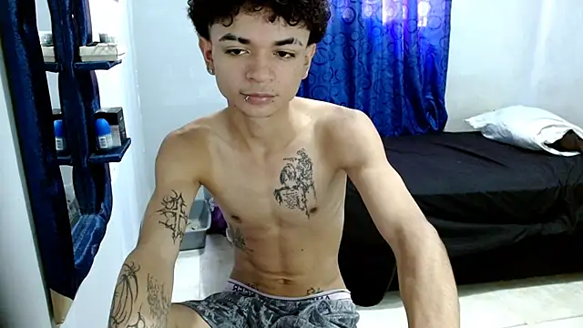 Lovebeng  online show from March 3, 2025, 6:55 pm