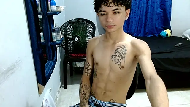 Lovebeng  online show from March 12, 2025, 10:39 pm