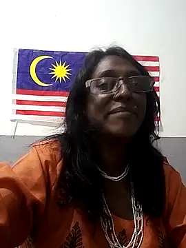 mamakarma1403 online show from October 2, 2025, 3:19 pm