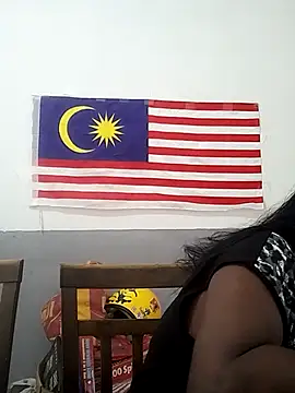 mamakarma1403 online show from November 4, 2025, 4:44 am