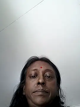 mamakarma1403 online show from November 16, 2025, 1:33 am