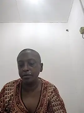 mamakarma1403 online show from May 24, 2026, 2:38 am