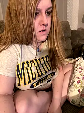 PuckBunny17 online show from December 23, 2025, 6:33 am