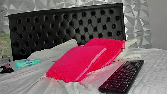 ebony beckyy online show from March 15, 2025, 8:10 pm