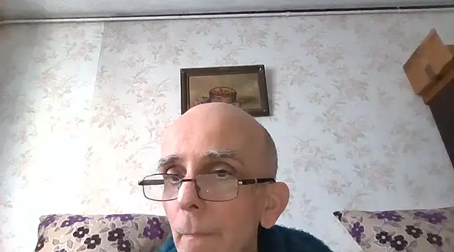 Snapshot of mariusica1@xh chatting on January 26, 2025, 12:43 pm mariusica1xh online show from January 26, 2025, 12:43 pm