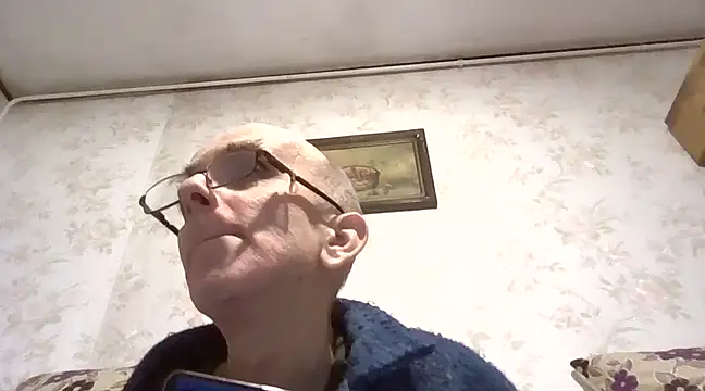 Snapshot of mariusica1@xh chatting on February 5, 2025, 3:34 am mariusica1xh online show from February 5, 2025, 3:34 am
