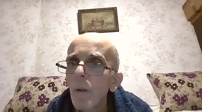Snapshot of mariusica1@xh chatting on February 15, 2025, 11:03 pm mariusica1xh online show from February 15, 2025, 11:03 pm