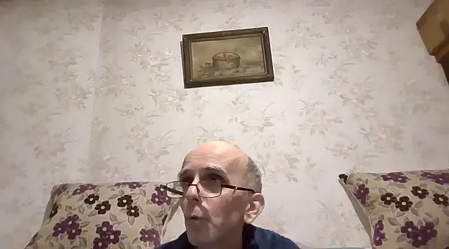 Snapshot of mariusica1@xh chatting on March 6, 2025, 10:36 pm mariusica1xh online show from March 6, 2025, 10:36 pm
