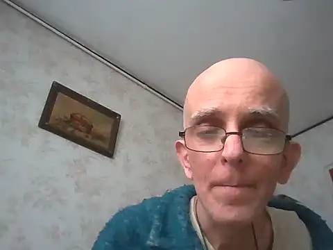 mariusica1xh online show from November 10, 2025, 10:14 am