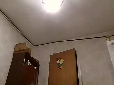 mariusica1xh online show from November 27, 2025, 9:06 pm