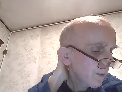 mariusica1xh online show from December 20, 2025, 10:06 pm