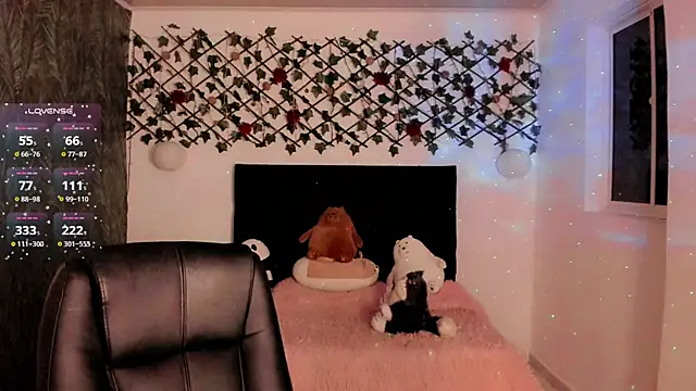 Lilith Miller21 online show from September 30, 2025, 8:14 pm