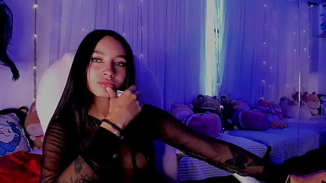 Snapshot of sophie_ws chatting on December 24, 2024, 6:39 pm sophie ws online show from December 24, 2024, 6:39 pm