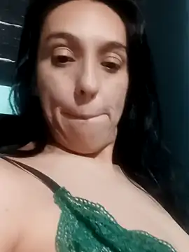 travisbaretto online show from November 12, 2025, 3:07 am