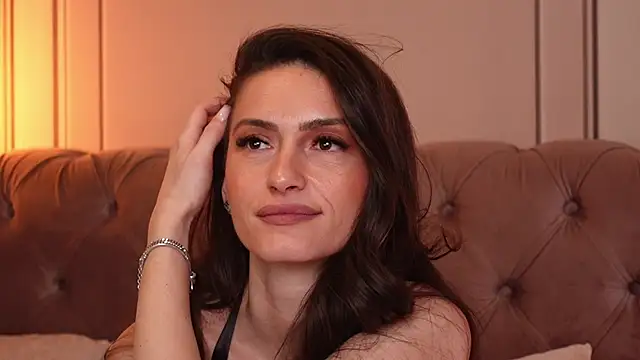 MayaVixxen online show from February 7, 2025, 6:24 am