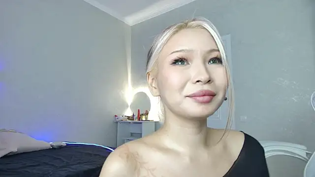 RileyMee online show from February 28, 2025, 1:15 am