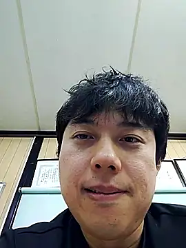 whitebriefboy online show from October 8, 2025, 3:31 pm