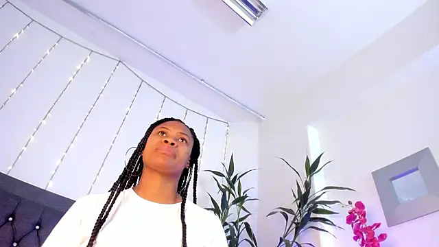 Snapshot of ebony_hot1 chatting on December 11, 2024, 2:11 pm ebony hot1 online show from December 11, 2024, 2:11 pm