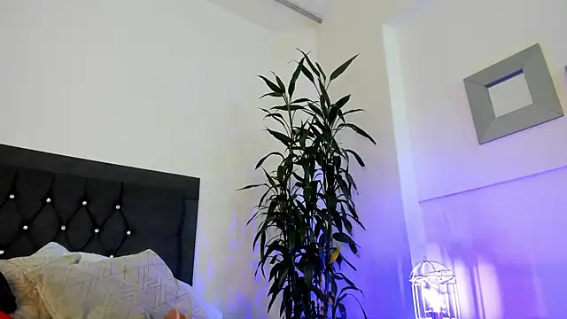 Snapshot of ebony_hot1 chatting on January 17, 2025, 7:27 pm ebony hot1 online show from January 17, 2025, 7:27 pm