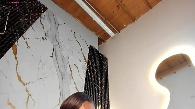 ebony hot1 online show from March 24, 2026, 1:38 pm