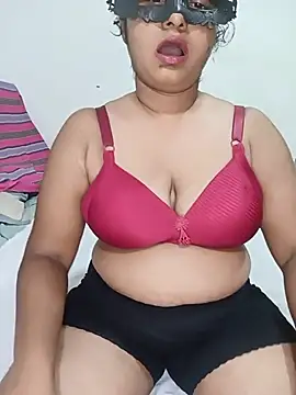 Snapshot of Reesha_99 chatting on May 29, 2026, 6:17 pm Reesha 99 online show from May 29, 2026, 6:17 pm