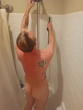 Snapshot of AtomicAsterisk74 chatting on October 6, 2025, 5:05 am AtomicAsterisk74 online show from October 6, 2025, 5:05 am