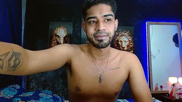 ryanse hot online show from November 11, 2025, 8:20 pm