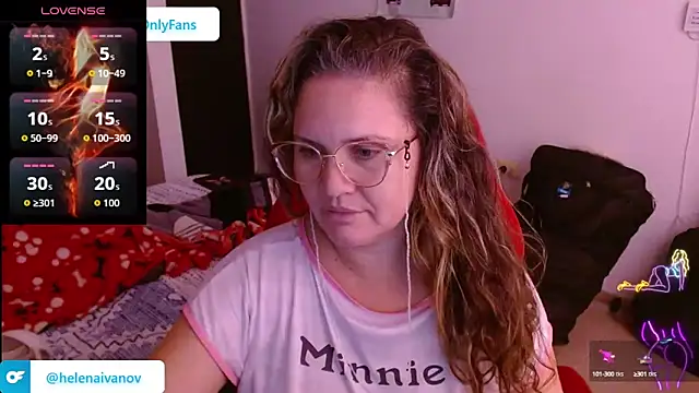 helenca43 online show from October 3, 2025, 12:24 pm