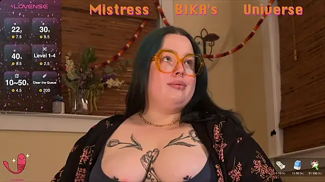 MissBika online show from March 4, 2025, 2:27 am