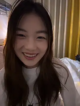 Snapshot of Sweet-Angel999 chatting on February 1, 2026, 5:00 pm Sweet-Angel999 online show from February 1, 2026, 5:00 pm