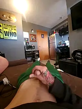 Snapshot of Danny_White_Gold chatting on October 21, 2025, 7:14 pm Danny White Gold online show from October 21, 2025, 7:14 pm