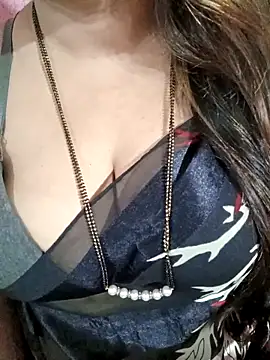 Beautyy38 online show from November 11, 2025, 3:06 am