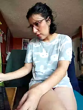 Snapshot of Im_Alma_ chatting on March 19, 2025, 1:29 pm Im Alma online show from March 19, 2025, 1:29 pm