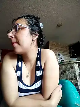 Snapshot of Im_Alma_ chatting on November 13, 2025, 3:00 pm Im Alma online show from November 13, 2025, 3:00 pm