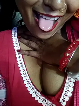 Wifesuman40 online show from December 12, 2024, 7:52 am