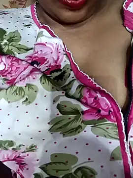 Wifesuman40 online show from December 13, 2024, 11:45 am