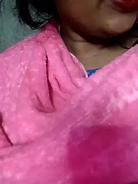 Wifesuman40 online show from December 19, 2024, 3:18 am