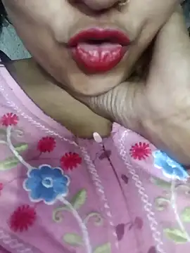 Wifesuman40 online show from December 20, 2024, 9:21 am