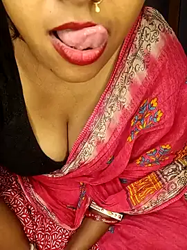 Wifesuman40 online show from December 31, 2024, 6:46 pm