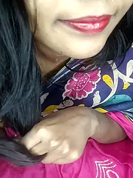 Wifesuman40 online show from January 17, 2025, 5:11 am