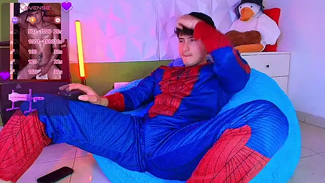 Snapshot of santyago_taylor chatting on October 1, 2025, 6:58 pm santyago taylor online show from October 1, 2025, 6:58 pm