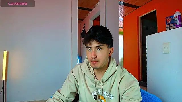 santyago taylor online show from January 12, 2026, 6:35 pm