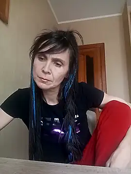 Francenia lolis online show from November 7, 2025, 9:53 am