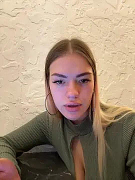 Snapshot of -Sexy_Barbie- chatting on January 11, 2025, 2:15 pm -Sexy Barbie- online show from January 11, 2025, 2:15 pm
