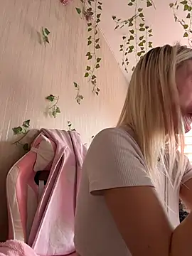 -Sexy Barbie- online show from October 13, 2025, 3:06 am