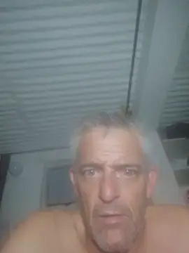 Snapshot of NICJOHNS chatting on March 4, 2026, 12:49 am NICJOHNS online show from March 4, 2026, 12:49 am