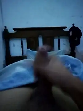 Snapshot of fraxxel chatting on December 4, 2024, 7:06 am fraxxel online show from December 4, 2024, 7:06 am