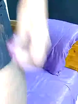 juliya Les online show from November 20, 2025, 3:01 pm