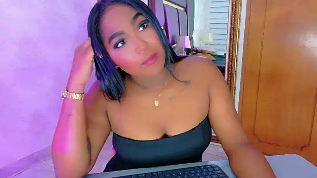 AlejandraLeroy online show from September 27, 2025, 5:12 am