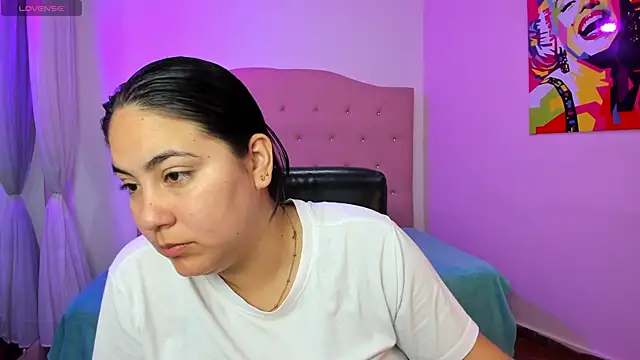 lizzaxs online show from November 13, 2025, 11:42 am